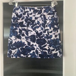 S.C.&CO skort size small